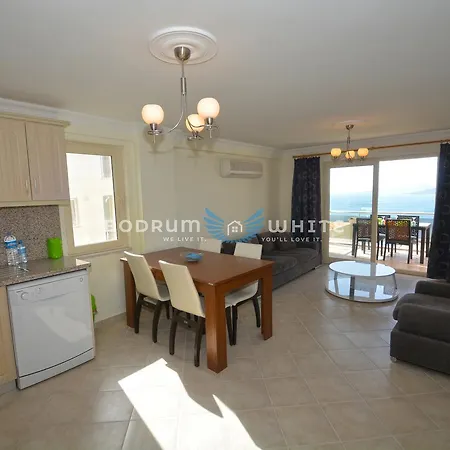 Bodrum Royal Heights 2 Bedroom Full Seaview Holiday Homes E60